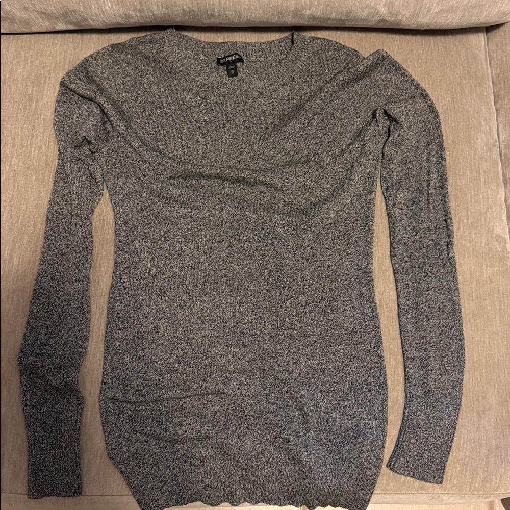 Express, Marled Gray Lightweight Pullover - image 1
